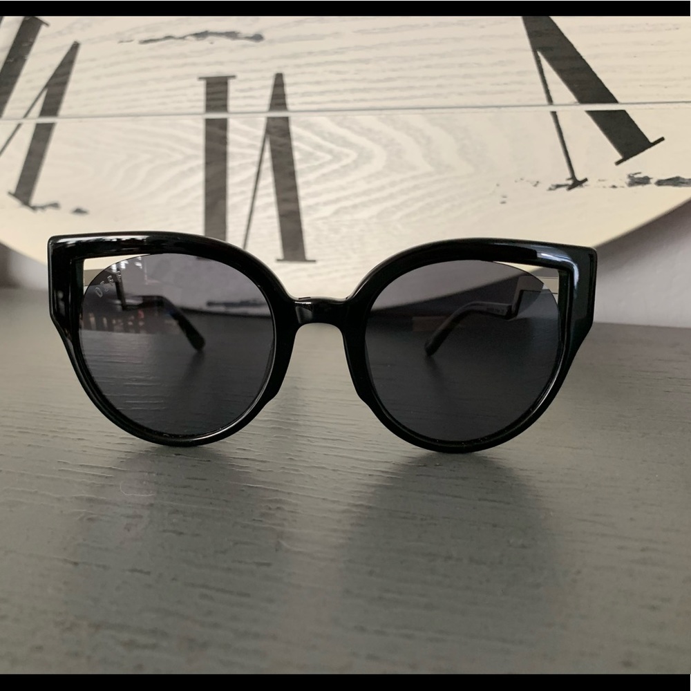 DIFF Eyewear “PENNY”